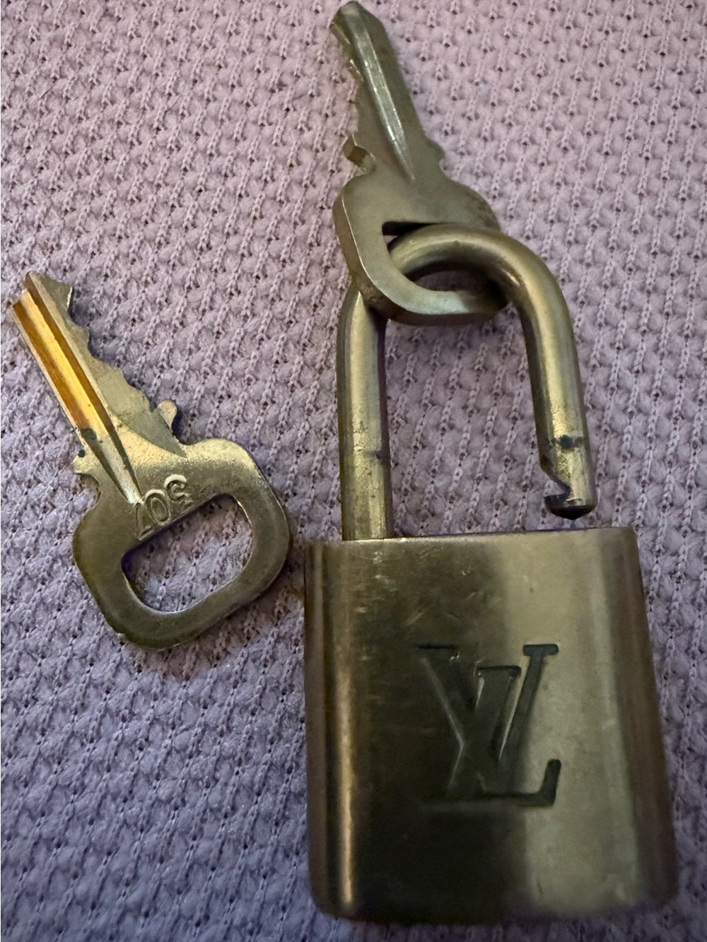 Vintage Louis Vuitton Brass Padlock with Keys - Brown/Antique Brass
